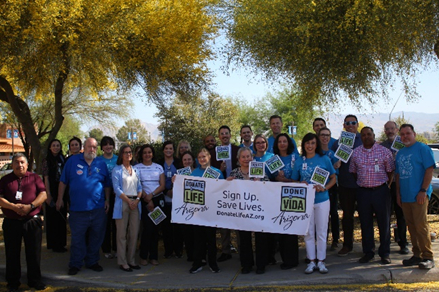 Healthcare team holding Donate Life banner Healthcare team holding Donate Life banner
